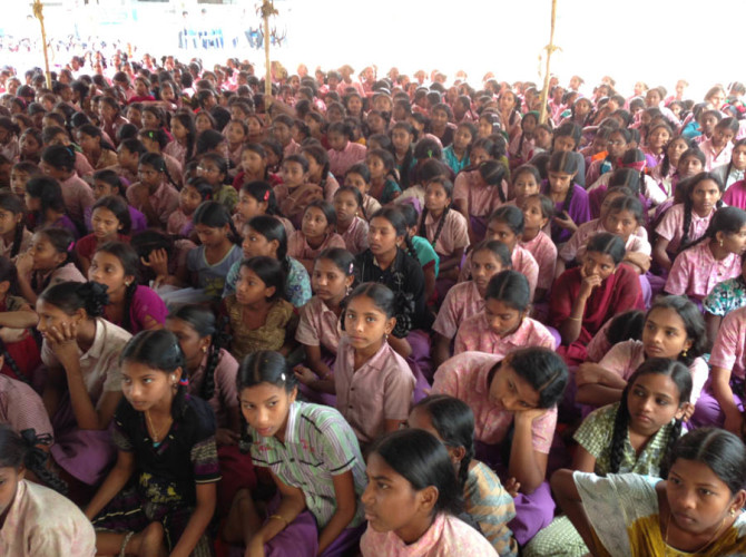 22-12-2013 Sneha club Free health camp-Baapatla -3