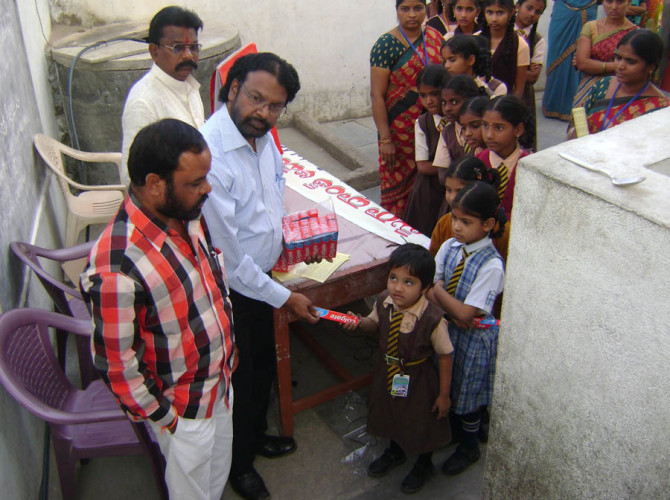 28-12-2012 Mega dantha awareness mela-Navabharath talent high school-16