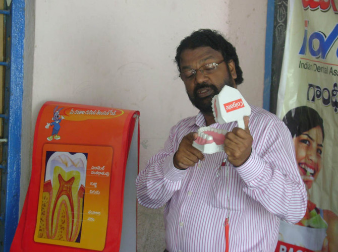 29-10-2013 JB Raju foundation Free dental camp-1